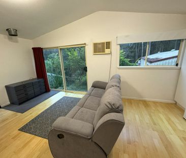 ENJOY THE PEACE & TRANQUILITY FULLY FURNISHED GRANNY FLAT - Photo 6