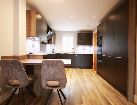3 Bedroom Terraced To Let - Photo 5