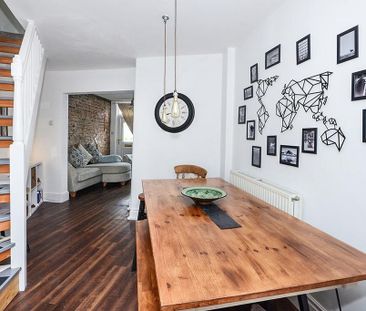 2 bedroom terraced house to rent - Photo 3