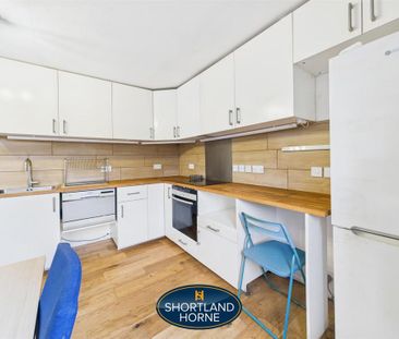 1 bedroom flat to rent - Photo 6