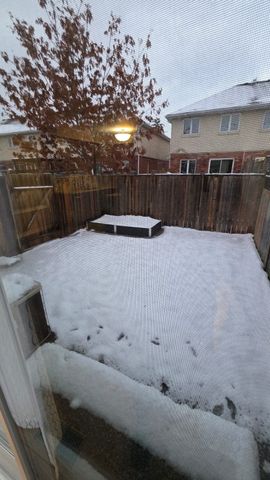 For Lease - 20 McConkey Crescent, Brantford, Ontario - Photo 4