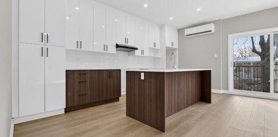 LUXUEUX 5 1/2 À LOUER À MONTRÉAL-NORD - Photo 2
