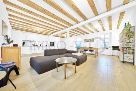 STANDING AND RENOVATED WITH STAMP AND BALCONY - Foto 2