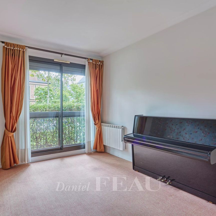 Location appartement, Neuilly-sur-Seine, 4 pièces, 117 m², ref 85194129 - Photo 1