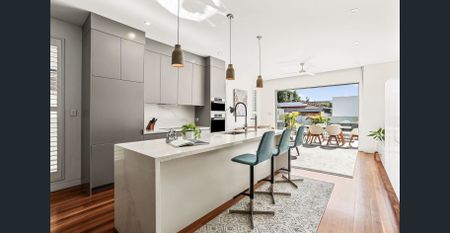 Fully Furnished Beachside Home Only Footsteps From The Sand and Sea - Photo 5