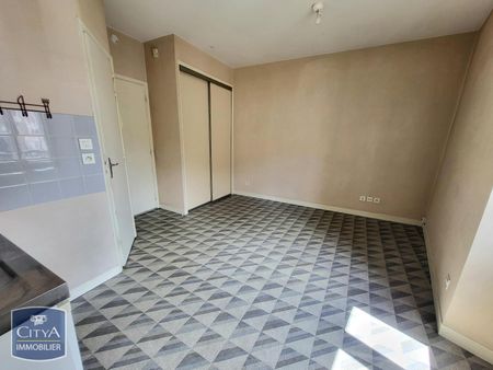 Location Appartement 2 pièces 29m² CLERMONT FERRAND 63000 - Photo 2