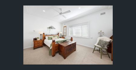 Superb Single Level Living in Ultimate Beachside Location - 6 Month Lease - Photo 5