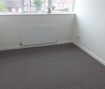 3 bedroom apartment to rent - Photo 6