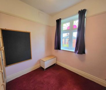 3 bedroom semi-detached house to rent - Photo 6