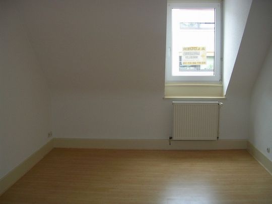Location Appartement 4 pièces 62m² SARREGUEMINES 57200 - Photo 1