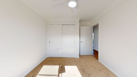 Stunning Modern Home - Photo 3