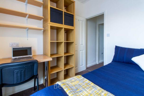 Room 3 - Photo 1