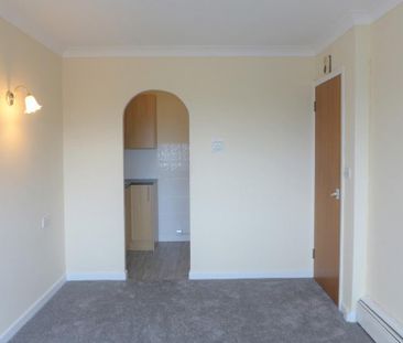 1 bedroom retirement property to rent - Photo 1