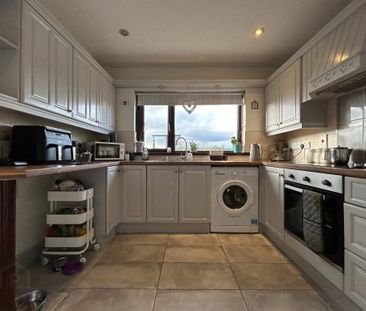 38 Grant Avenue, Randalstown, BT41 3AP - Photo 2