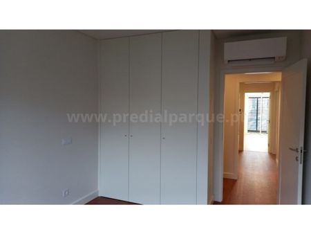 3 room luxury Apartment for rent in Matosinhos-Sul (Matosinhos), Matosinhos, Distrito do Porto - Photo 4