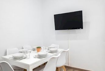 Lovely&nbsp;room in Calle Valencia, the centre of Barcelona