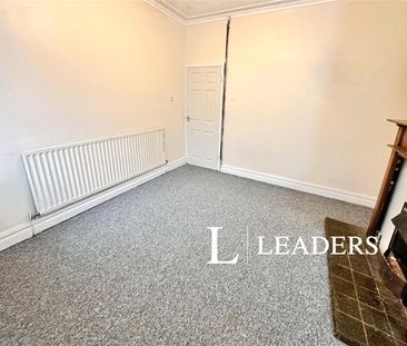 2 bedroom house to rent Warrington Road, Stoke-on-Trent, Staffordsh... - Photo 4