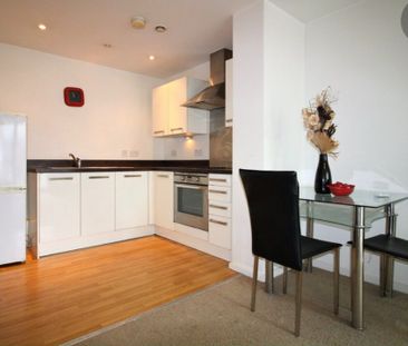 Room in a Shared Flat, Daisy Springs Works, S3 - Photo 3