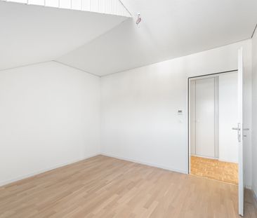 Space for the whole family newly renovated 5.5-room penthouse apart... - Photo 2