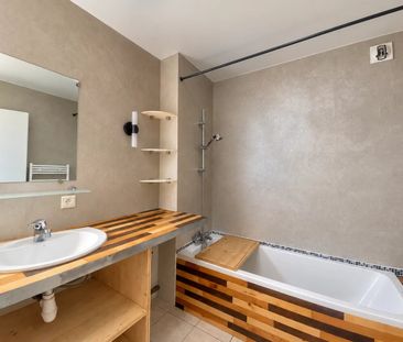 Location Appartement 3 pièces 70m² EVIAN LES BAINS 74500 - Photo 3