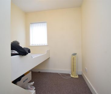 Firville Avenue, Normanton - Photo 6