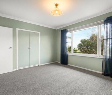 Renovated Home Perfectly Positioned. - Photo 2