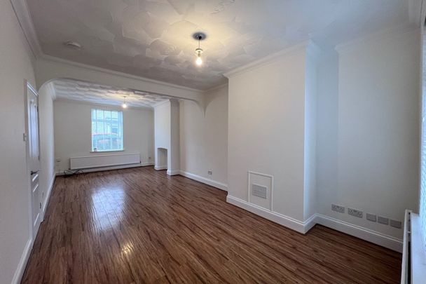 Eastgate Street - Photo 1