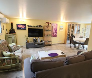 House - Photo 3