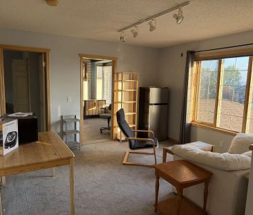 4 room private suite — 1 Bedroom House - Photo 1