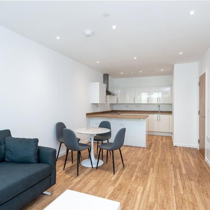 2 bedroom flat to rent - Photo 1