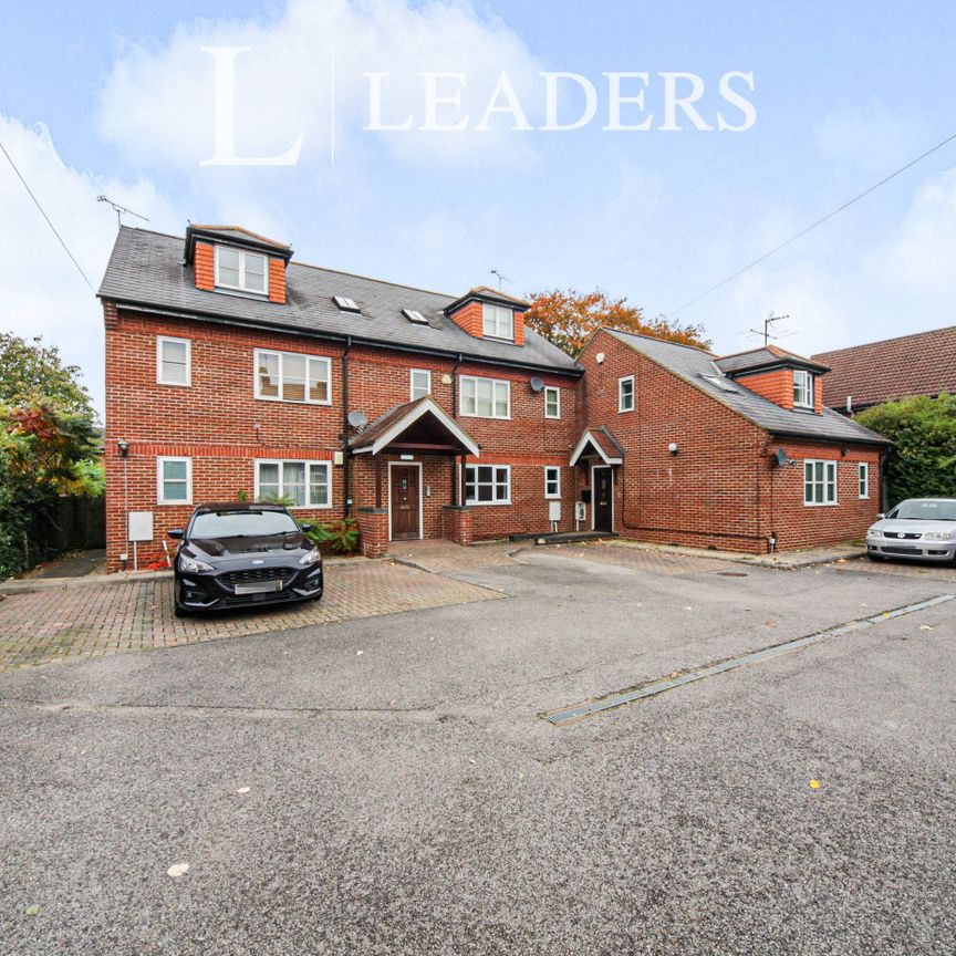 2 bedroom flat to rent Henry Court West Street - LU6 1HG - Photo 1
