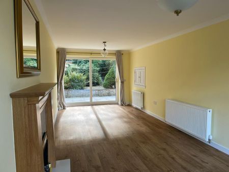 4 bedroom detached house to rent - Photo 3