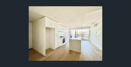 Luxury living in North Melbourne - Photo 5