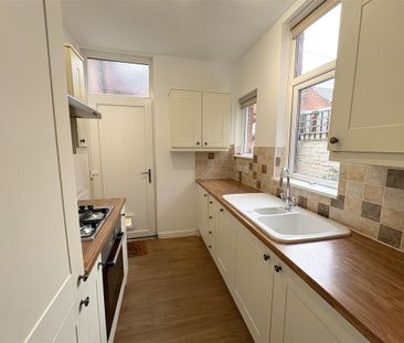 2 bedroom terraced house to rent - Photo 6