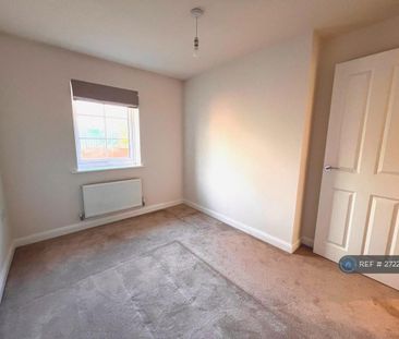 3 bedroom terraced house to rent - Photo 3