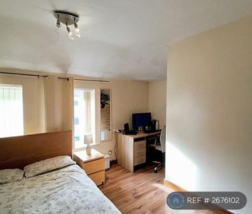 2 bedroom end of terrace house to rent - Photo 4