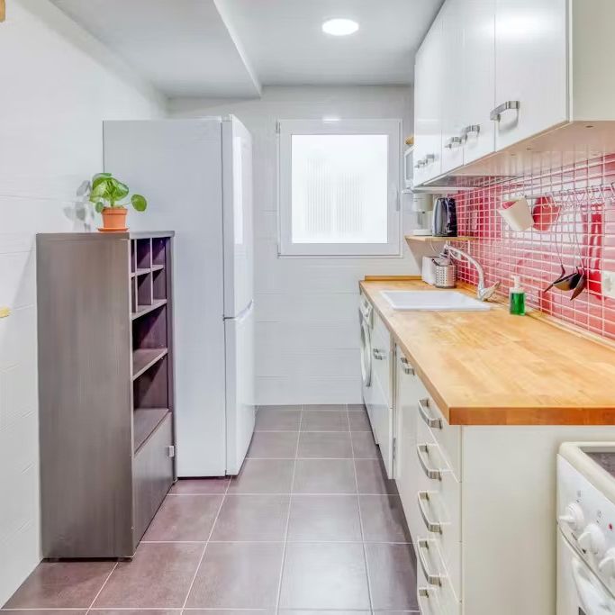 Carrer Jerónima Galés, Valencia, Valencian Community 46017 - Photo 1