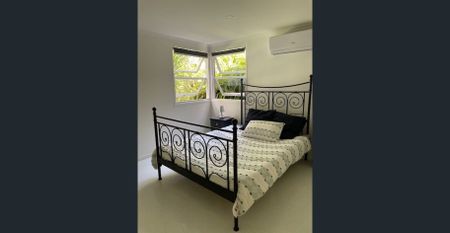 Entire House - terrific location - Photo 2