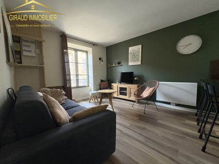 Location Appartement 3 pièces 49m² CHARLIEU 42190 - Photo 4