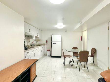 For Lease - 1365 Willowvale Gardens Unit# Bsmt, Mississauga, Ontario - Photo 4