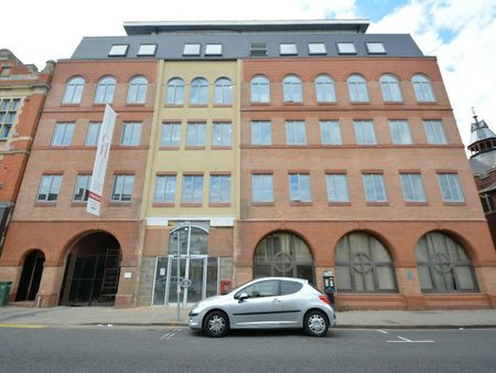 Flat to rent on - Photo 5