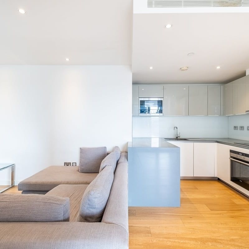 3 bedroom flat to rent - Photo 1