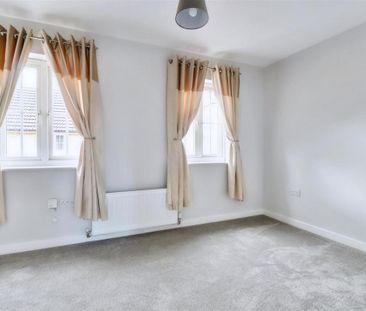 2 bedroom semi-detached house to rent - Photo 5