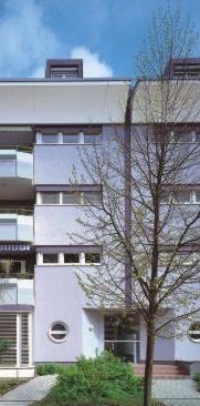 2 Zimmer, Kochnische, Dusche, sep.WC, Loggia, Aufzug, Tiefgarage, EG - Photo 1