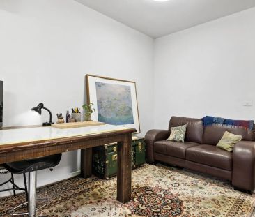Contemporary Parkville Living with Resident Amenities - Photo 2