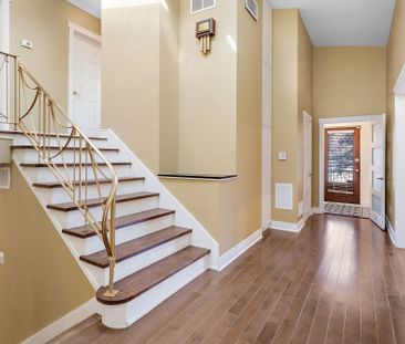 Maison à paliers multiples à louer à Westmount - Photo 1