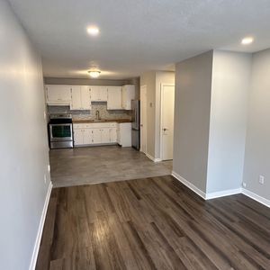 41/2 Près De L'épicerie, Rénové - Photo 2