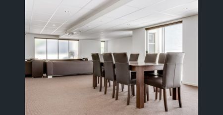 Enjoy the South Bank Lifestyle with your own 25m LAP POOL! - Photo 3