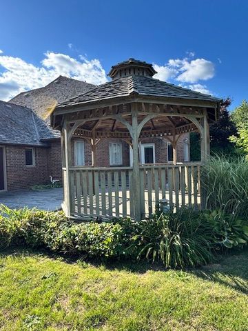 For Lease - 15 Dobson Court, King, Ontario - Photo 3