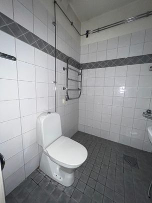 Karl XI:s väg, Halmstad - Photo 1